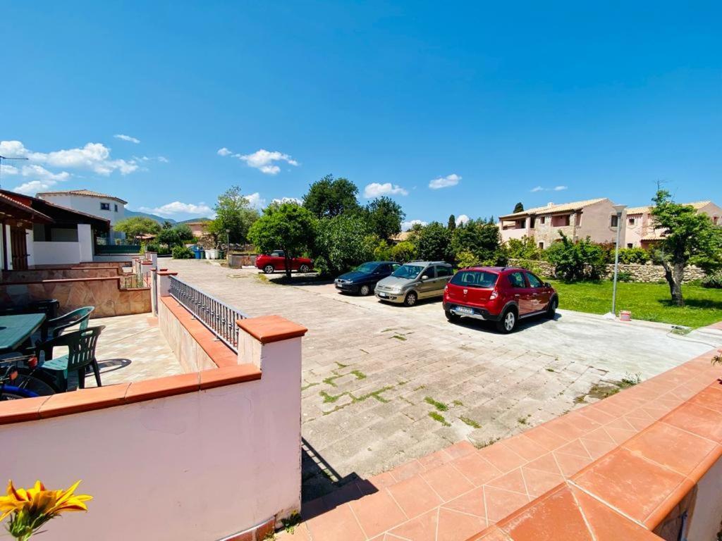 Appartamento I Geranei Centro San Teodoro  Exterior foto
