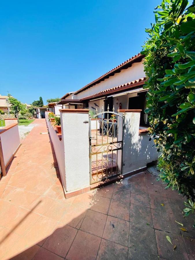 Appartamento I Geranei Centro San Teodoro  Exterior foto