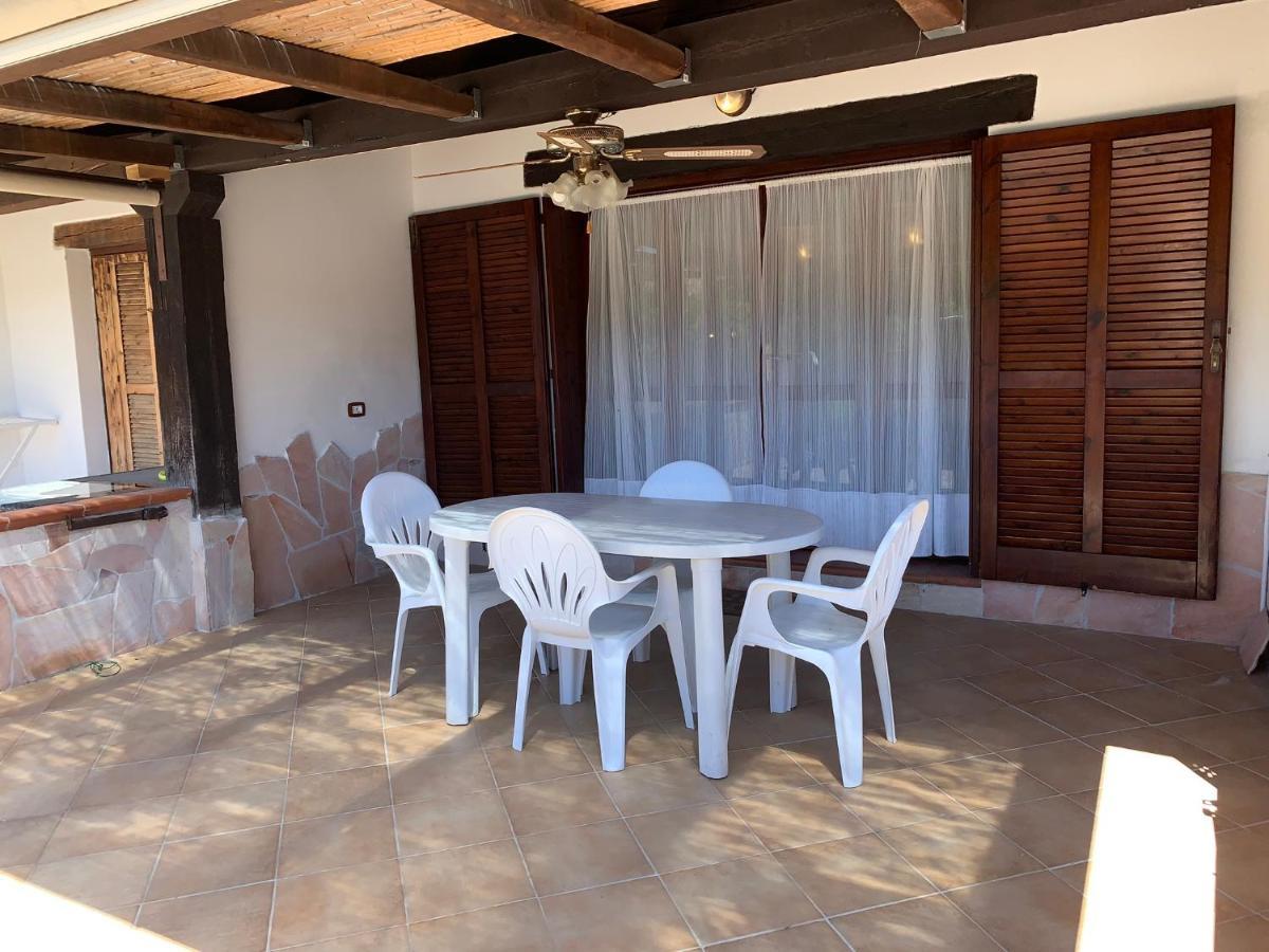 Appartamento I Geranei Centro San Teodoro  Exterior foto